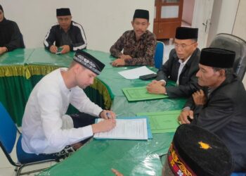 Persunting Wanita Gayo, WNA Asal Swedia Ucapkan Dua Kalimat Syahadat