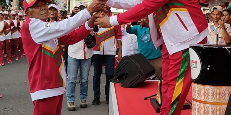 Ribuan masyarakat Aceh Tengah Tumpah Ruang Sambut Kirap Api PON ke XXI