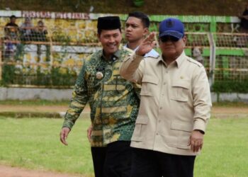 Bupati Haili Yoga Semobil dengan Presiden Prabowo Saat Kunjungi Lokasi Bencana di Aceh Tengah