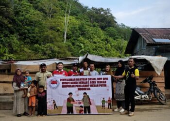 HPMPI Salurkan Bantuan 100 Unit Perangkat Lampu Solar Cell untuk Aceh Tengah dan Bener Meriah 