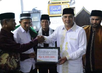 Disela Safari Ramadhan, Wabup Muchsin Hasan Bantu Dua Anak Kampung Lut Jaya Dapatkan Penanganan Medis Lanjutan