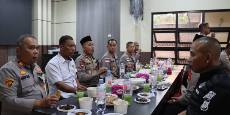 Buka Puasa Bersama Tandai Akhir Tugas BKO Brimob dalam Membantu Pemulihan Pascabencana di Aceh Tengah