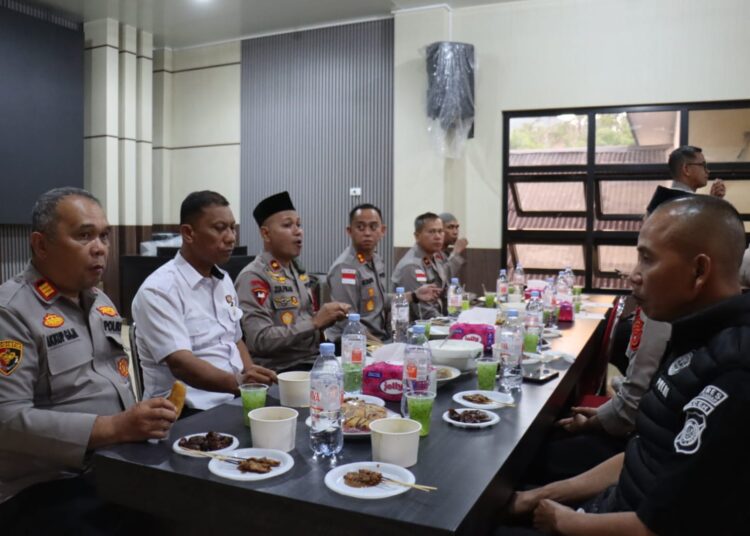 Buka Puasa Bersama Tandai Akhir Tugas BKO Brimob dalam Membantu Pemulihan Pascabencana di Aceh Tengah