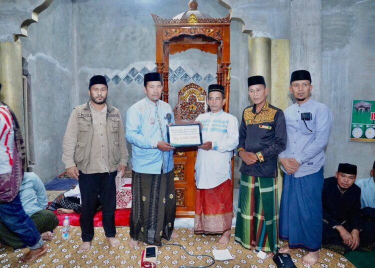 Safari Ramadhan di Kampung Bah, Bupati Aceh Tengah Salurkan Bantuan dan Ajak Masyarakat Selalu Membaca Al-Qur’an