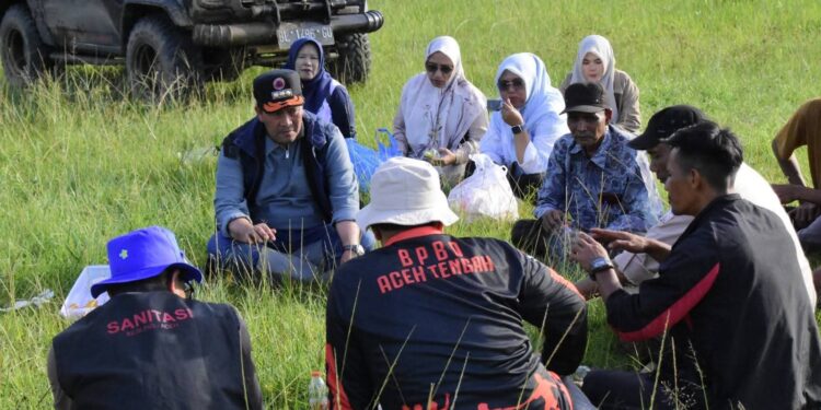 Mayarakat Bintang Pepara Sepakat Relokasi, Bupati Haili Pastikan Hunian Aman dan Masa Depan Anak Terjamin