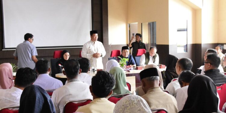 Bupati Aceh Tengah Hadir Langsung Mendengarkan Keluhan Calon PPPK Paruh Waktu Tenaga Kesehatan Dalam Rapat Koordinasi