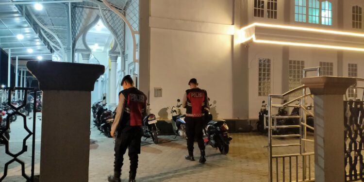 Personel Polres Aceh Tengah Giatkan Patroli Perintis Presisi dan Pengamanan Tarawih