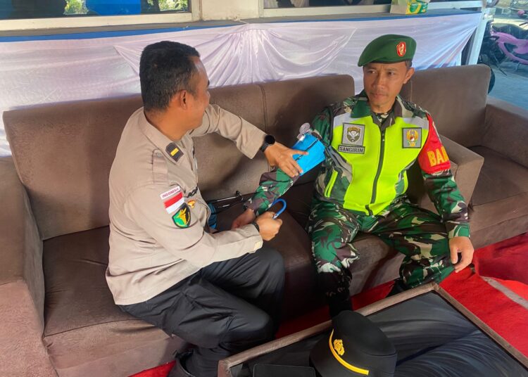 Sidokkes Polres Aceh Tengah Cek Kesehatan Personel Pos PAM dan Pos Yan Ops Ketupat Seulawah 2026