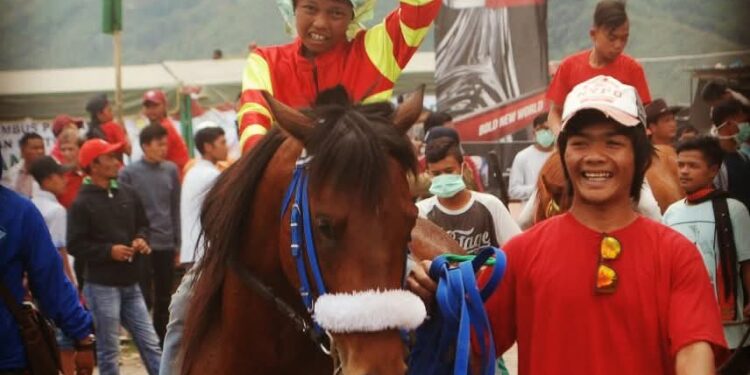 Pacuan Kuda Jadi Napas Baru Ekonomi Pascabencana