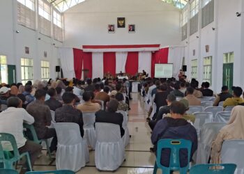 Kemenkop Salurkan Bantuan Alat Pertanian dan Sembako untuk Pemulihan Ekonomi di Bener Meriah
