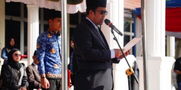 Momen Hari Lahir Pancasila, Bupati Haili Yoga Ingatkan Sekda Untuk Mengevaluasi ASN Yang Tidak Hadir Upacara