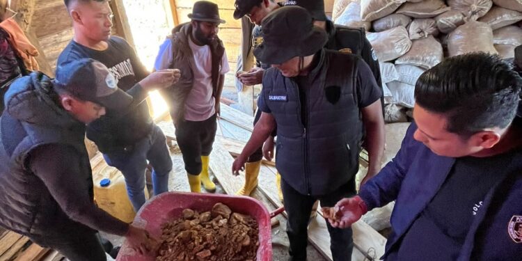 Polres Aceh Tengah Tertibkan Dugaan Aktivitas PETI di Pegasing, Ratusan Karung Material dan Peralatan Tambang Diamankan